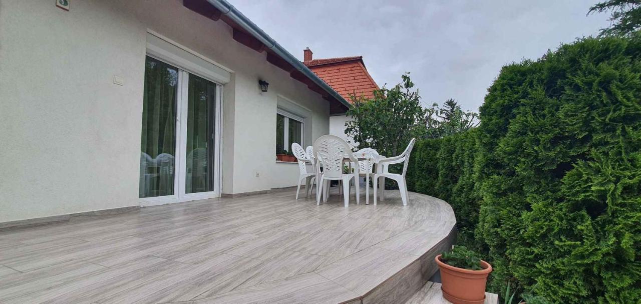 Holiday Home In Keszthely/Balaton 39648 Ngoại thất bức ảnh