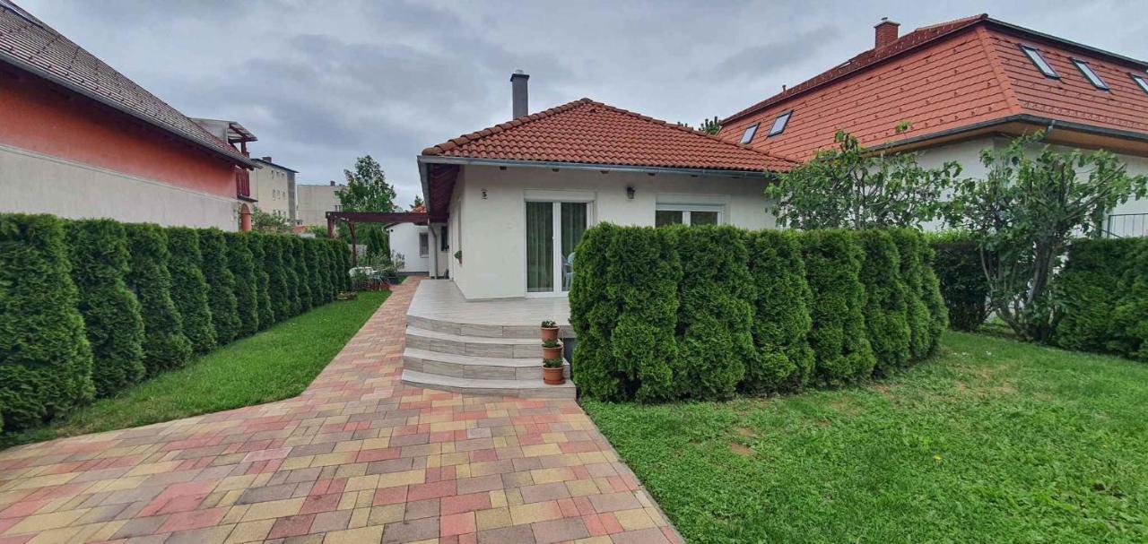 Holiday Home In Keszthely/Balaton 39648 Ngoại thất bức ảnh