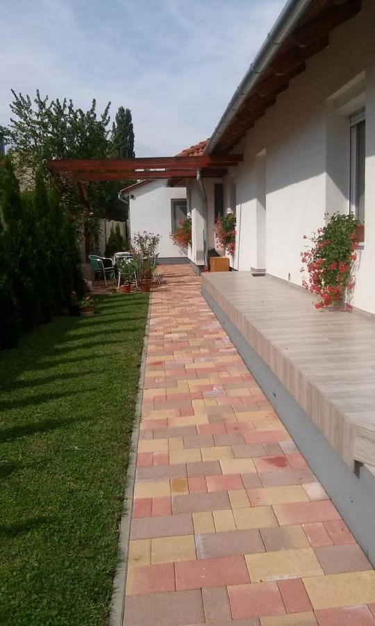 Holiday Home In Keszthely/Balaton 39648 Ngoại thất bức ảnh